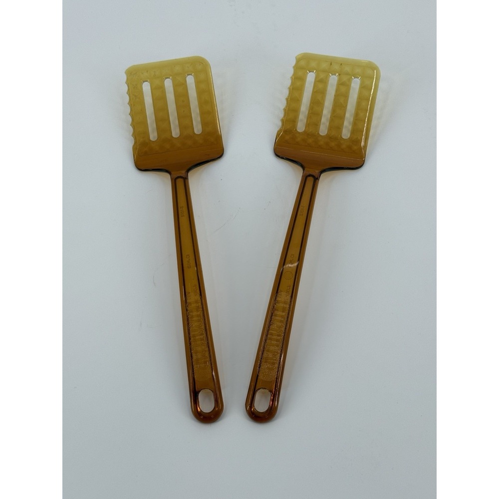 RARE 2 Vintage Ultratemp Slotted Amber Spatula Serrated Edge Made USA Retro